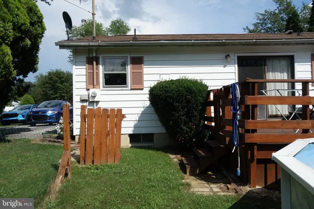 a view of an outdoor sitting area