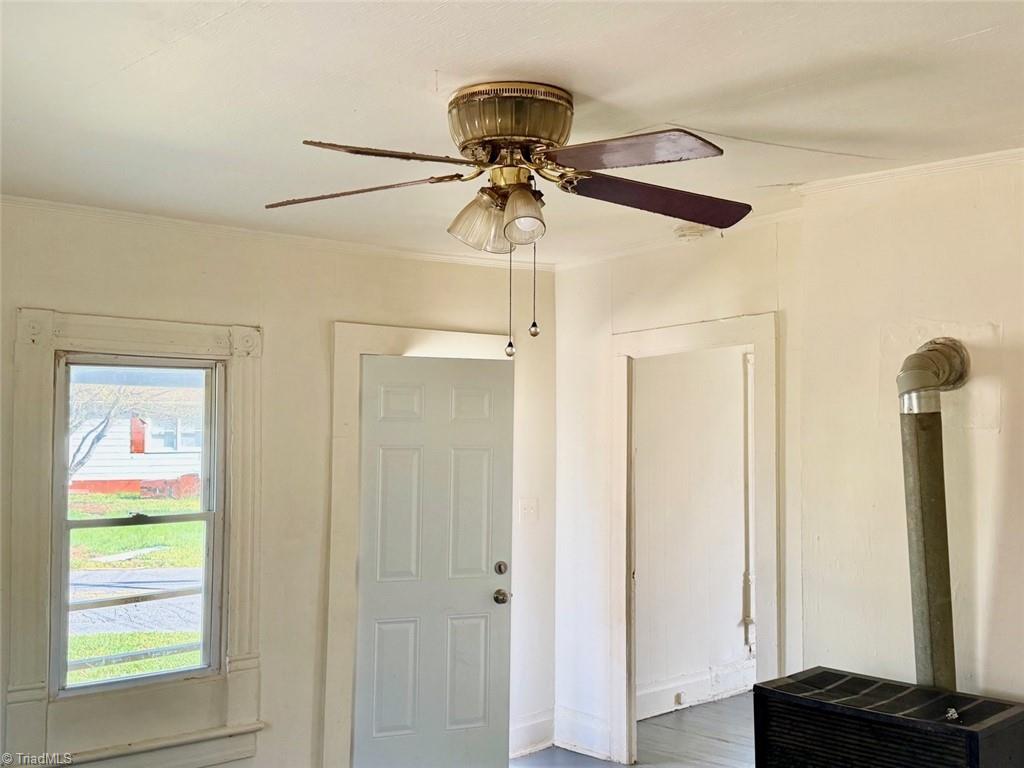 1202 South Elm Street High Point, NC 27260 - Photo 7 of 15