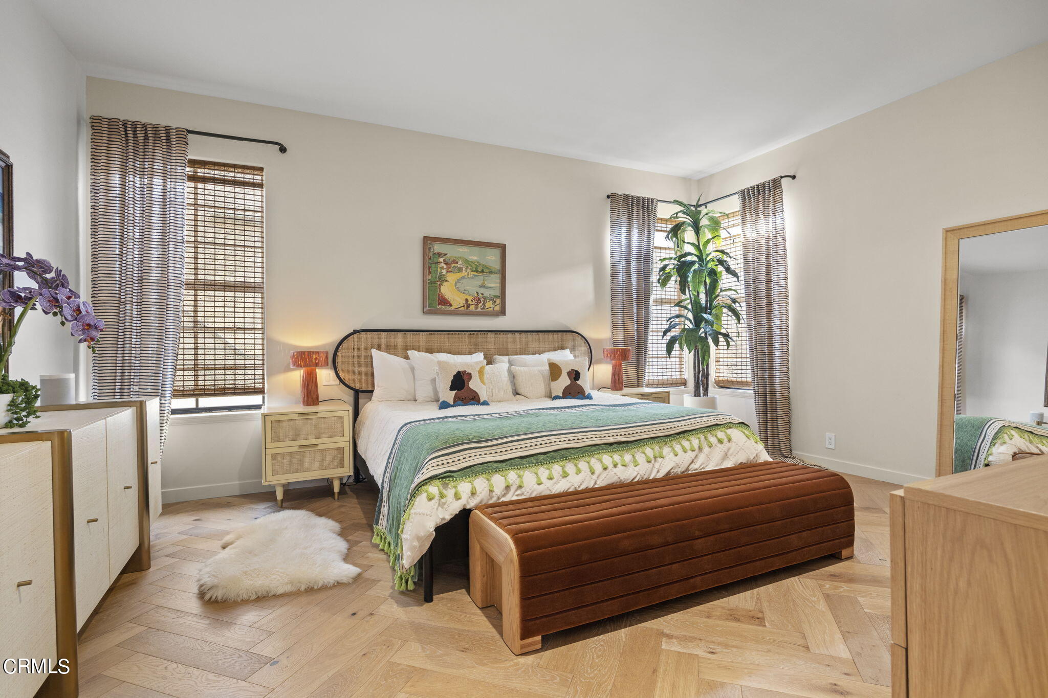 4136 Ocean Drive Oxnard, CA 93035 - Photo 15 of 58 master bedroom