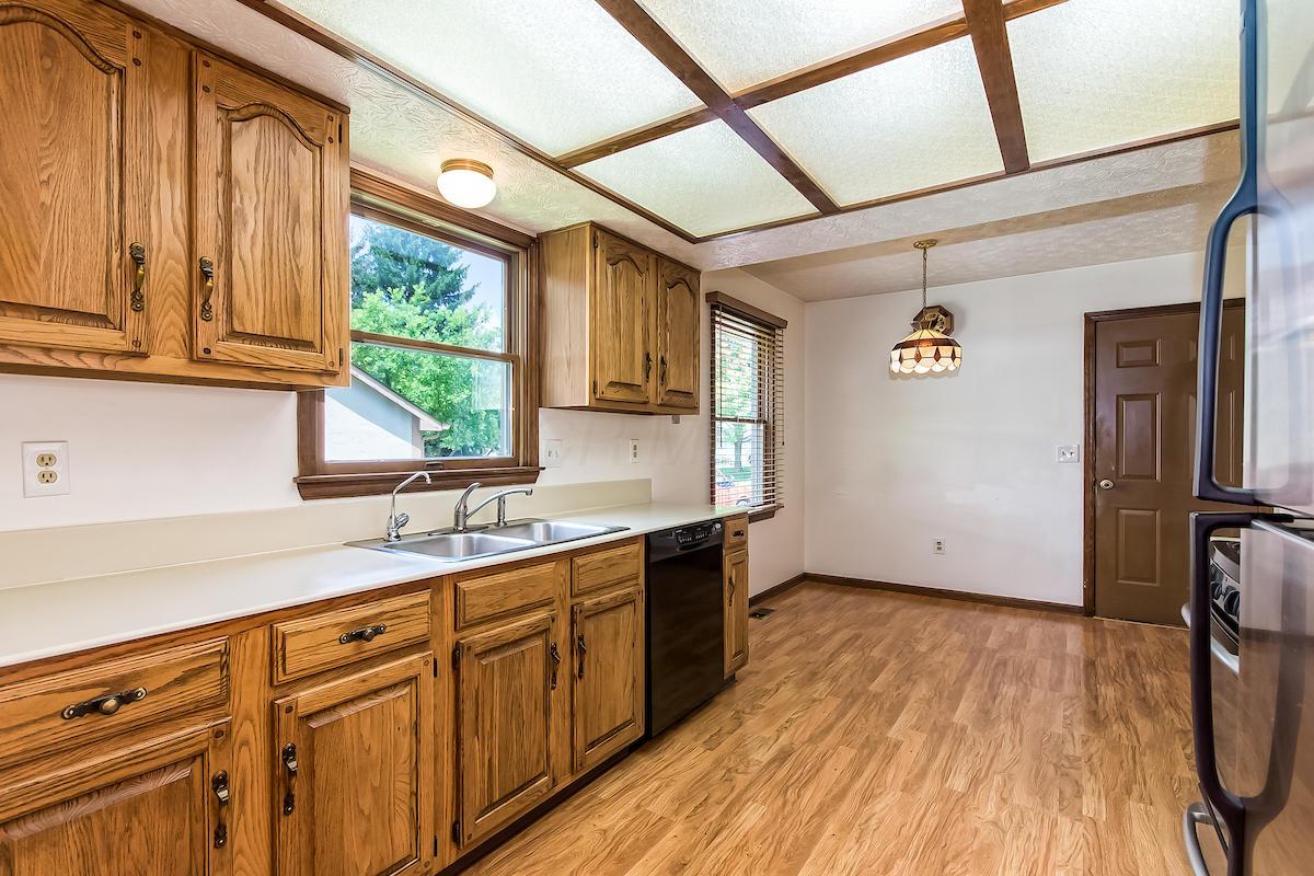 2719 Cooper Ridge Road Columbus, OH 43231 - Photo 14 of 47
