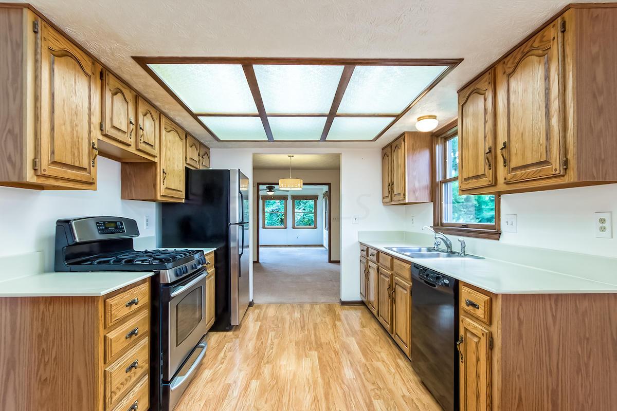 2719 Cooper Ridge Road Columbus, OH 43231 - Photo 15 of 47