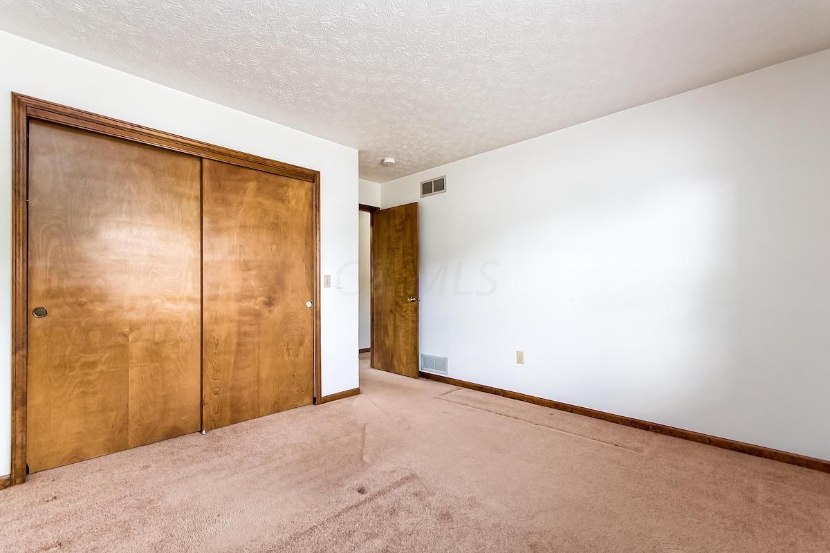 2719 Cooper Ridge Road Columbus, OH 43231 - Photo 22 of 47
