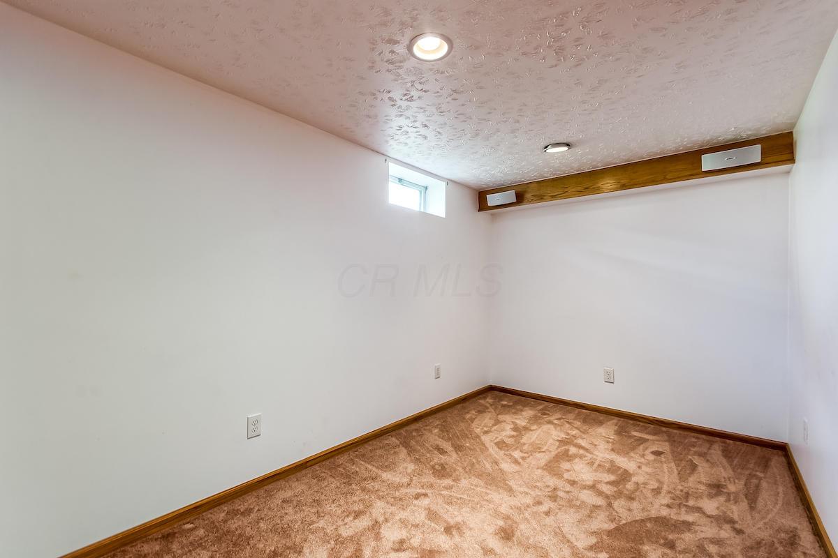 2719 Cooper Ridge Road Columbus, OH 43231 - Photo 36 of 47