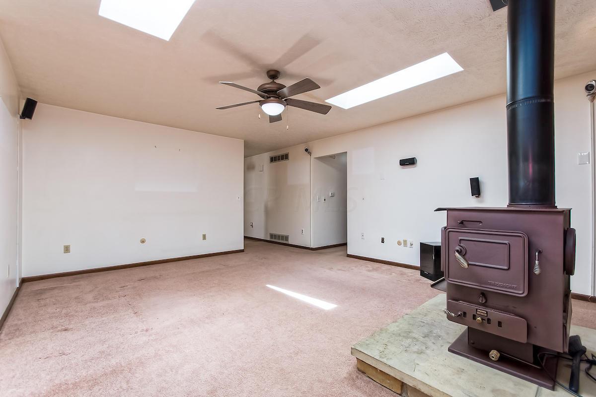 2719 Cooper Ridge Road Columbus, OH 43231 - Photo 6 of 47