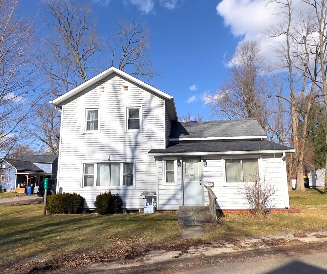 407 Barry Street Colon, MI 49040 - Photo 2 of 23 Front