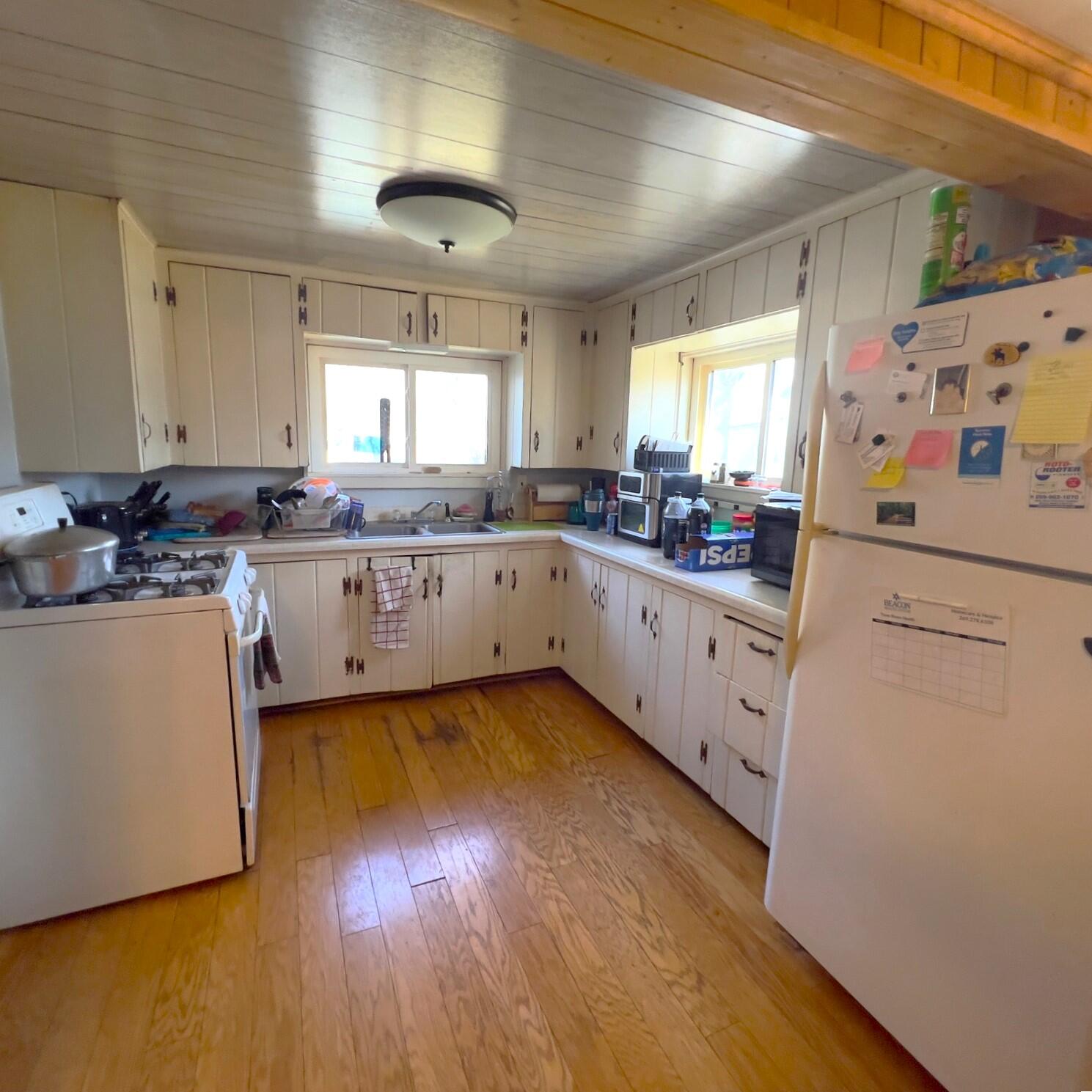 407 Barry Street Colon, MI 49040 - Photo 6 of 23 Kitchen