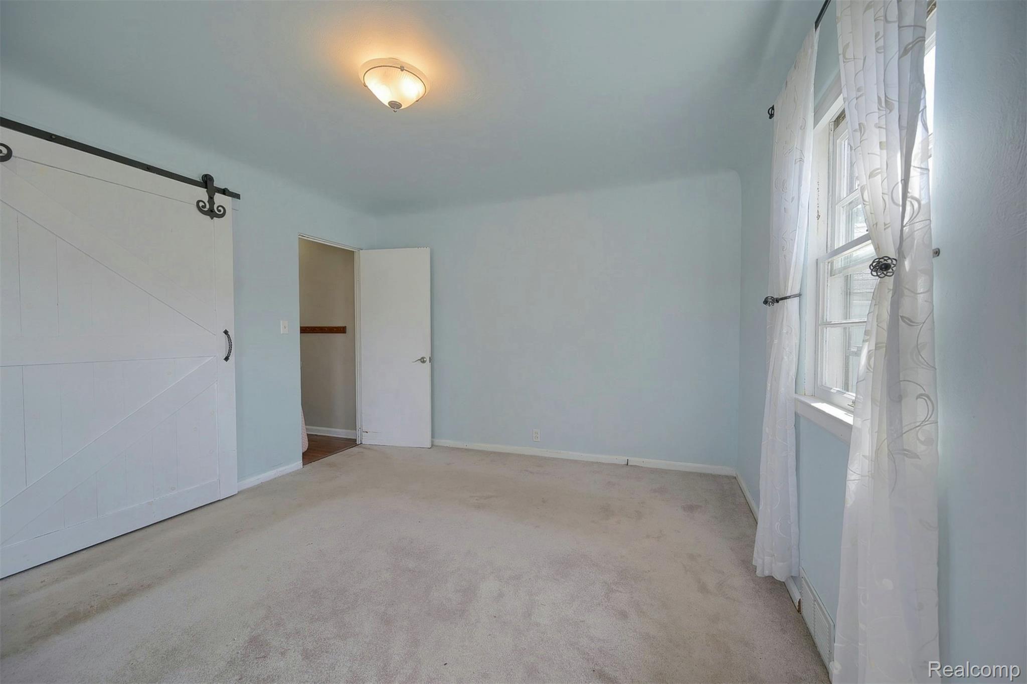 9388 Lytle Road Lennon, MI 48449 - Photo 18 of 40 17-Master-Bedroom-2nd-View.jpg