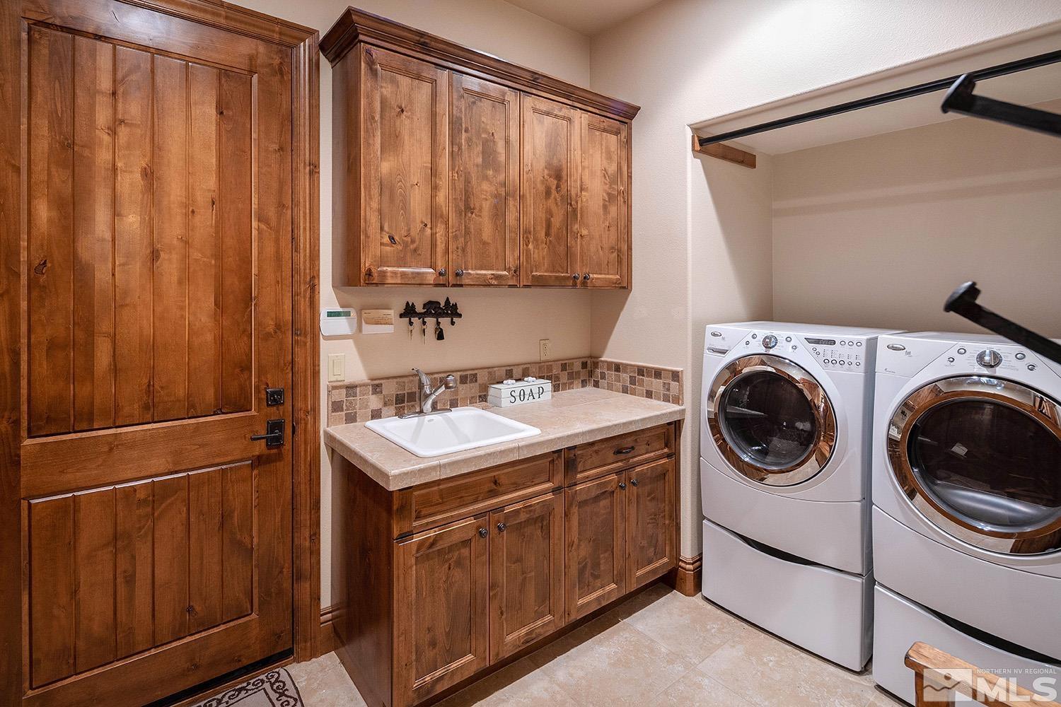 3745 Boulder Patch Reno, NV 89511 - Photo 25 of 40 a utility room with dryer and washer
