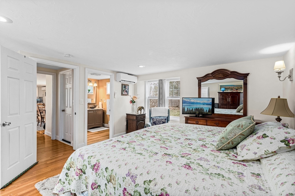 59 Wapping Road Kingston, MA 02364 - Photo 16 of 33 Gallery Image 16