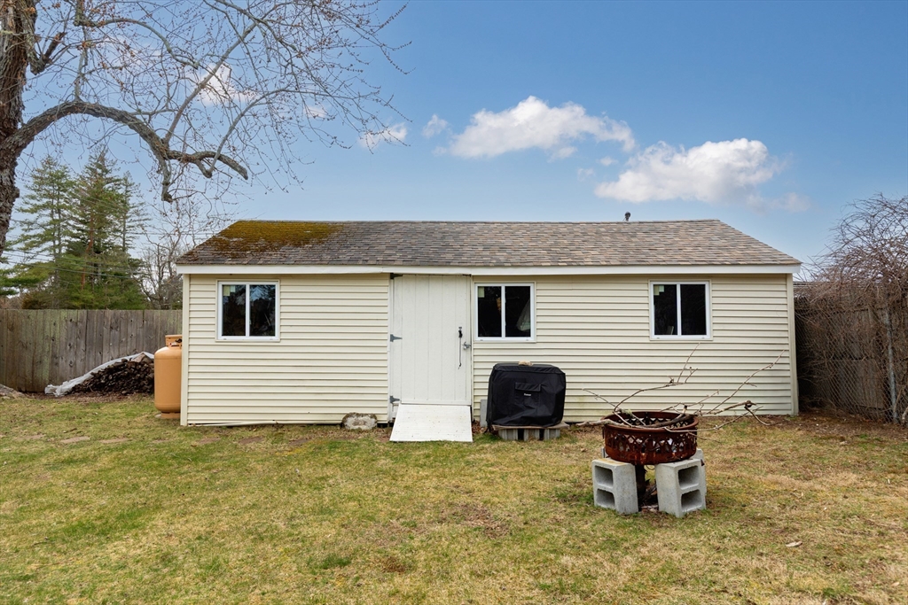 59 Wapping Road Kingston, MA 02364 - Photo 31 of 33 Gallery Image 31