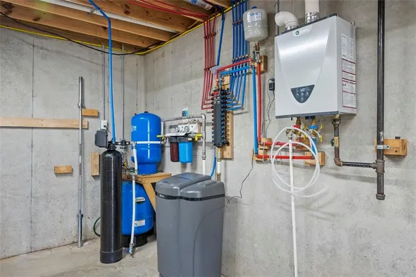 $380,000 | 148 1st Street, Georgetown, PA 15043