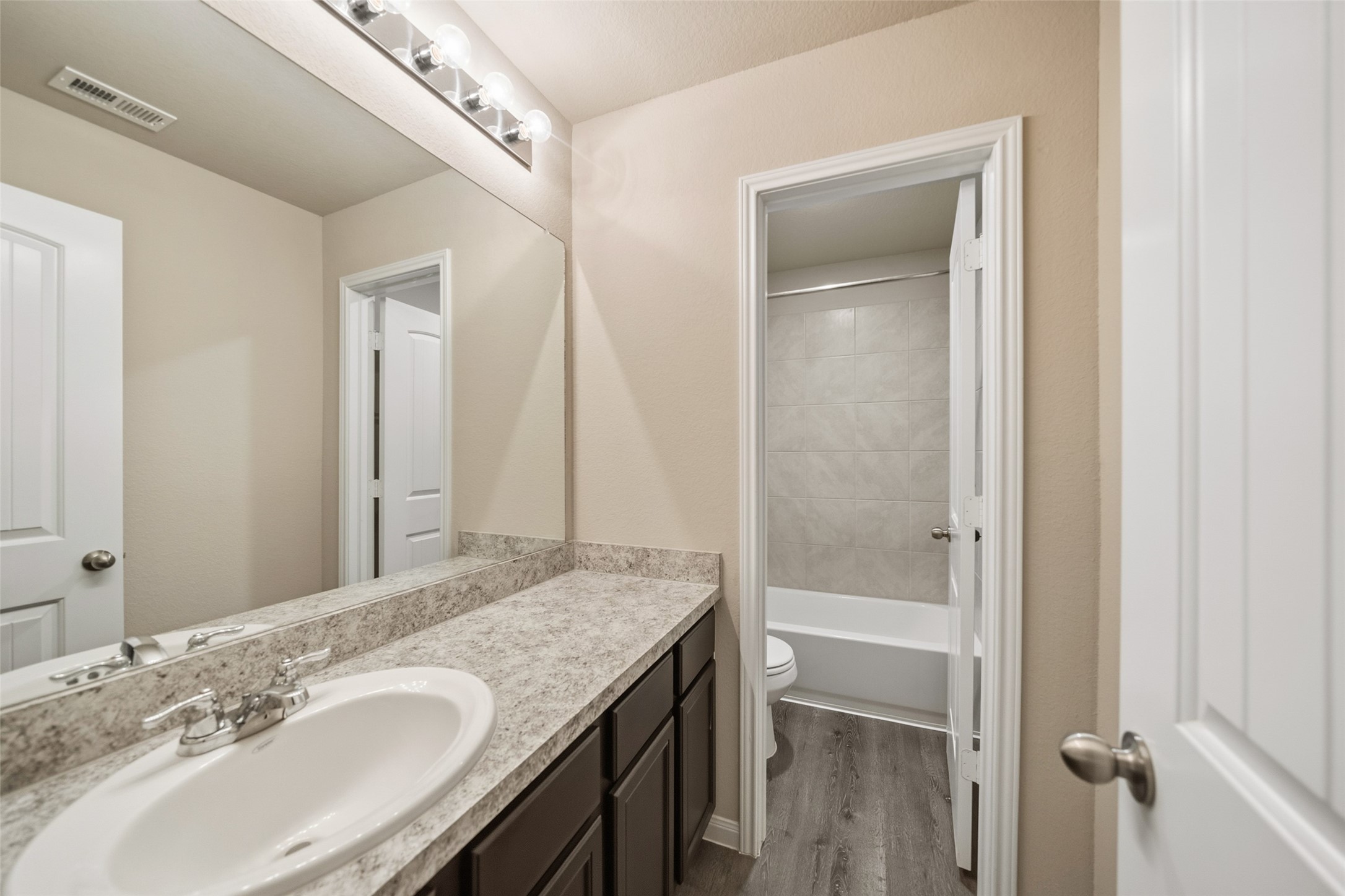 2335 Mount Locke Path Conroe, TX 77301 - Photo 17 of 24