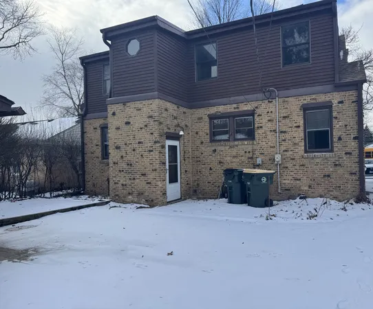 $3,300 | 21 Glenwood Street, Palatine, IL 60067