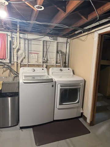 $3,300 | 21 Glenwood Street, Palatine, IL 60067