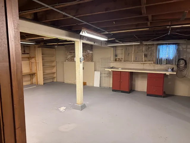 $3,300 | 21 Glenwood Street, Palatine, IL 60067