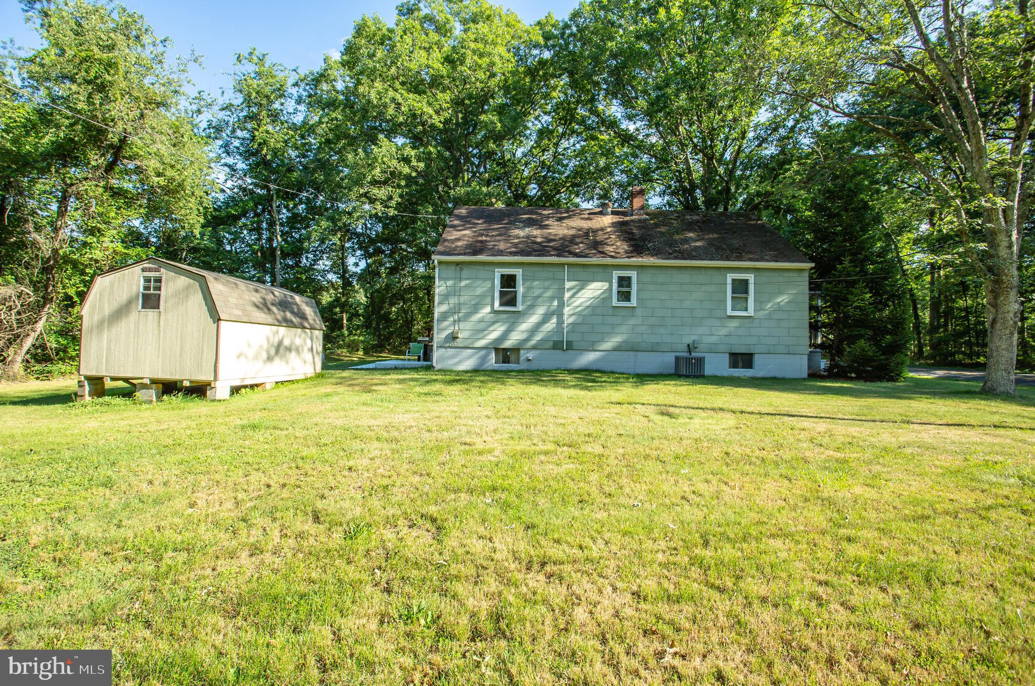 8331 Greenwich Road Catlett, VA 20119 - Photo 23 of 23 Huge side yard!
