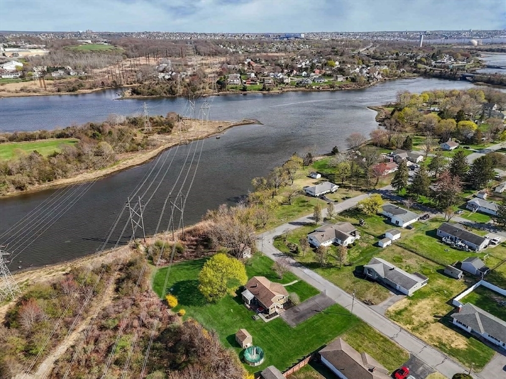 67 Montgomery Road Swansea, MA 02777 - Photo 32 of 41 a view of a city and mountains