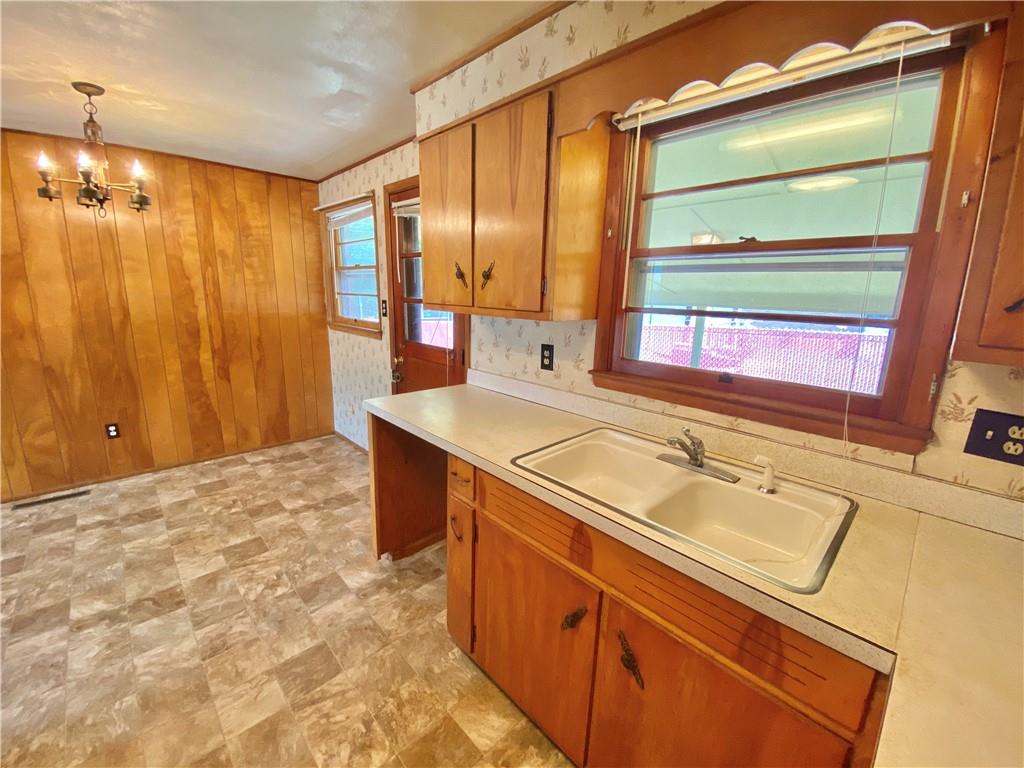 4786 Raleigh Street Conover, NC 28613 - Photo 8 of 33 Gallery Image 8