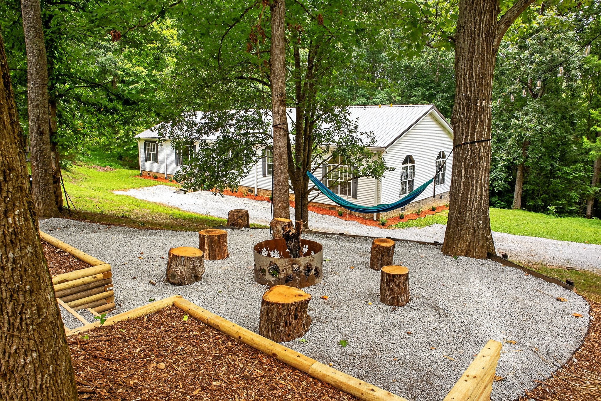 1005 Peery Road Kingston Springs, TN 37082 - Photo 1 of 27