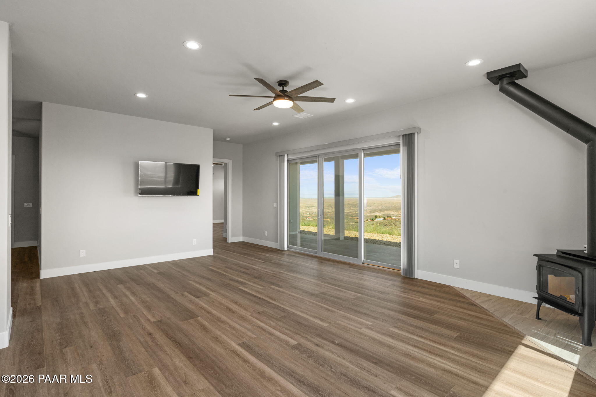 15690 East Orchard View Road Dewey, AZ 86327 - Photo 14 of 26 5-web-or-mls-15690-e-orch-vw-rd