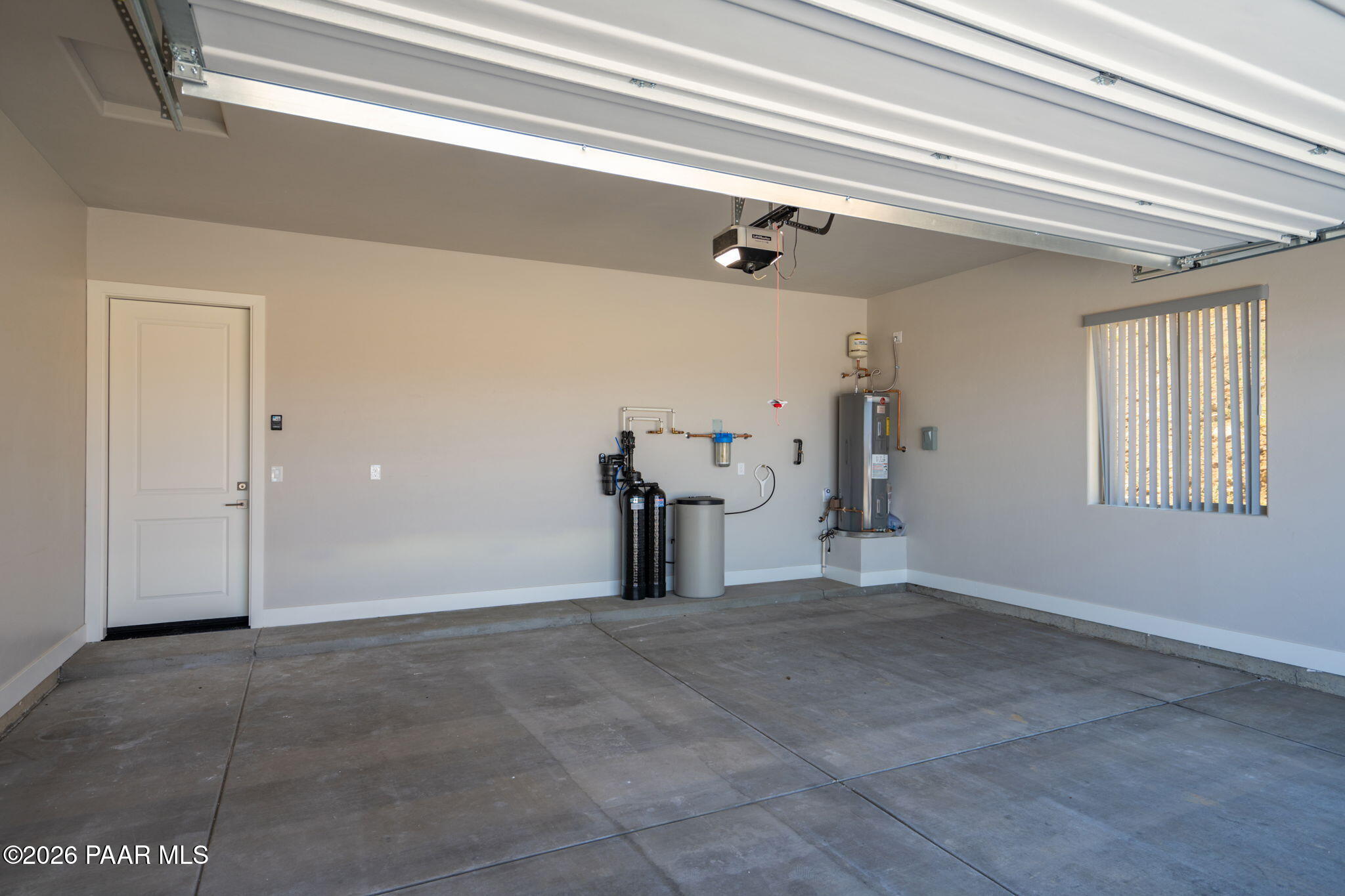 15690 East Orchard View Road Dewey, AZ 86327 - Photo 18 of 26 a view of a room with gym equipment