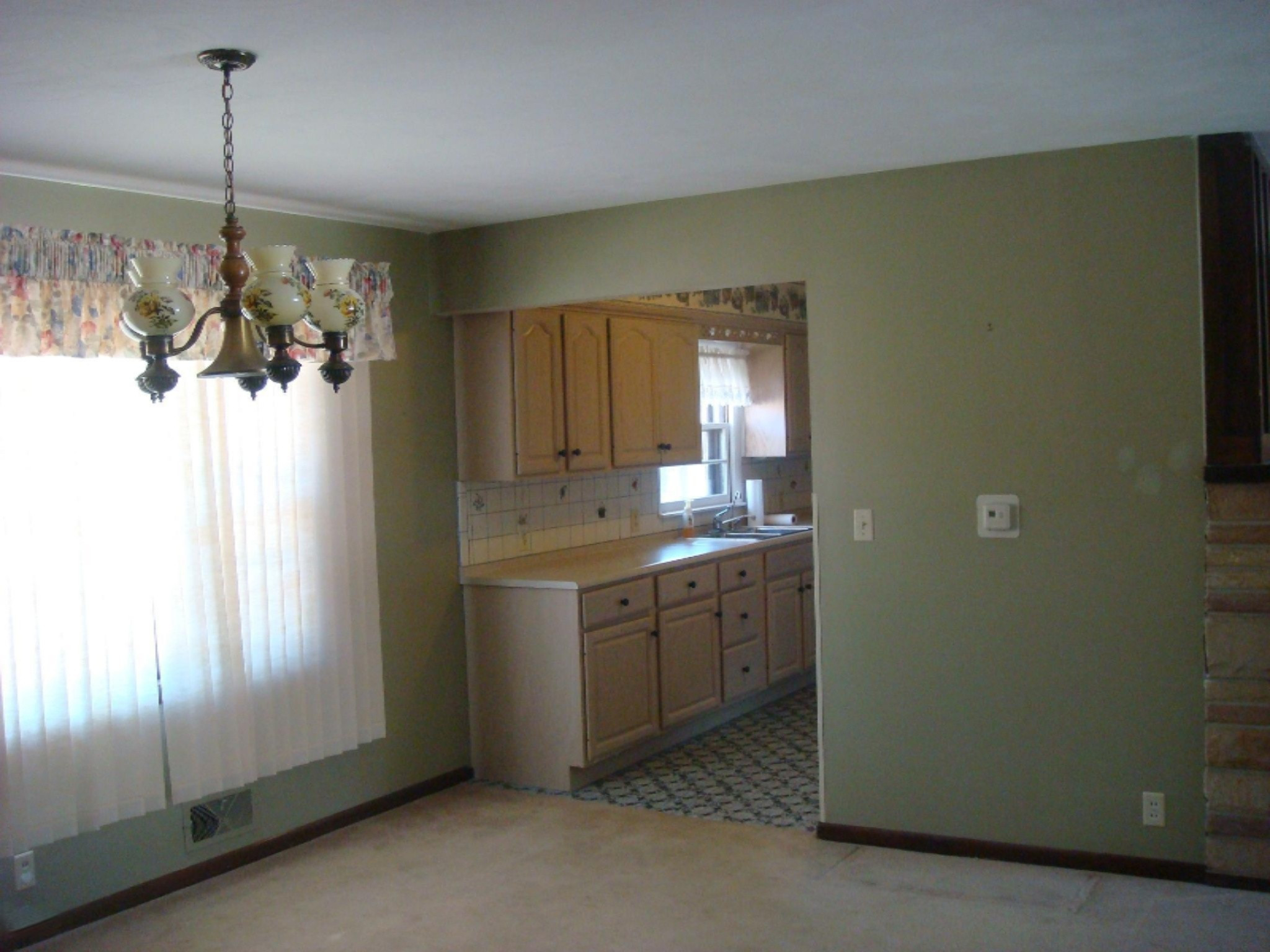 2181 Commonwealth Road Benton Harbor, MI 49022 - Photo 5 of 18 DSC04000