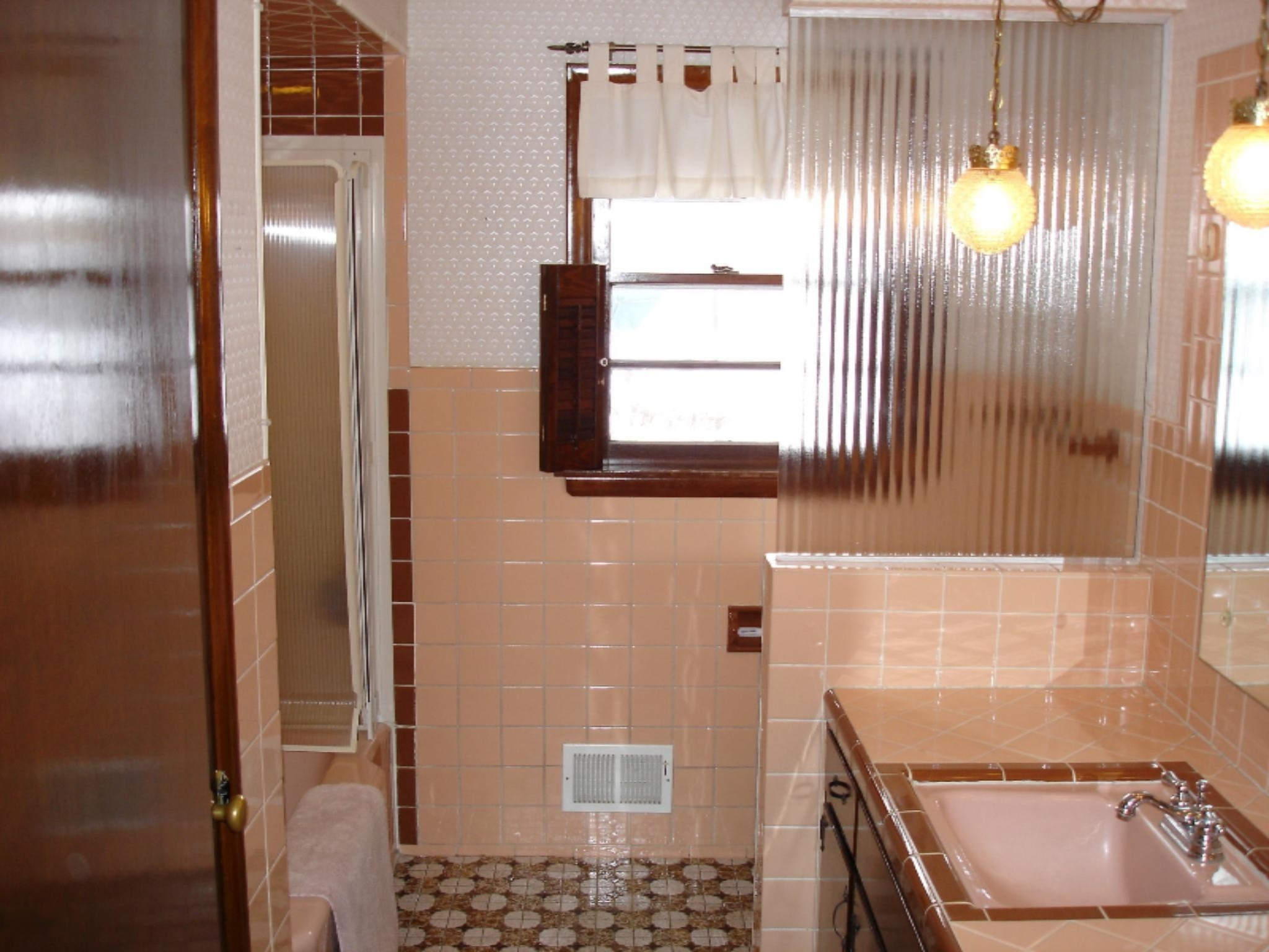 2181 Commonwealth Road Benton Harbor, MI 49022 - Photo 10 of 18 DSC02335