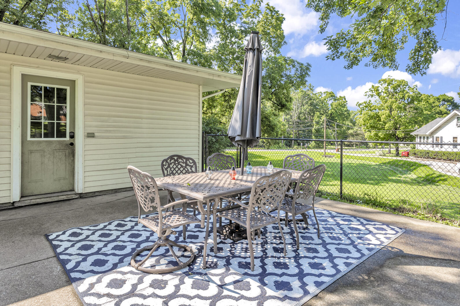958 Horton Road Jackson, MI 49203 - Photo 4 of 32 0N0A0369