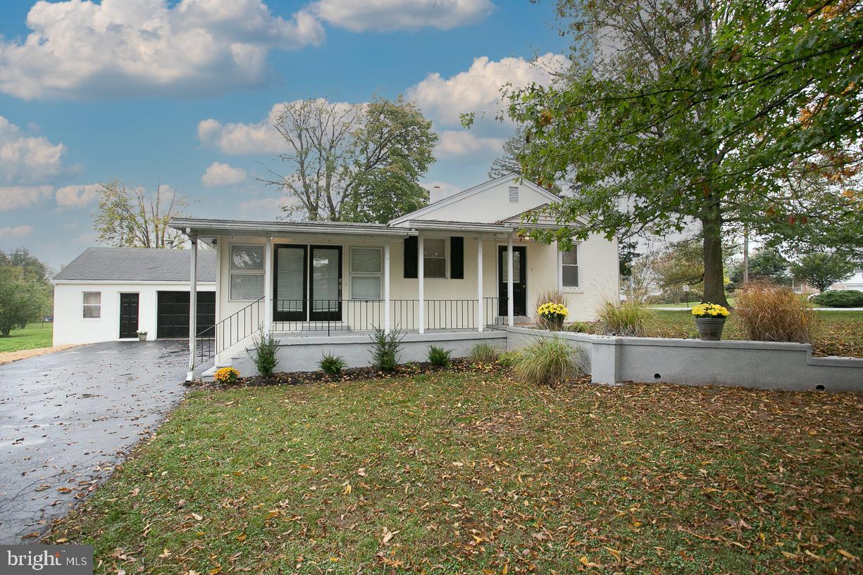 40 North Trooper Road Norristown, PA 19403 - Photo 1 of 34 Gallery Image 1