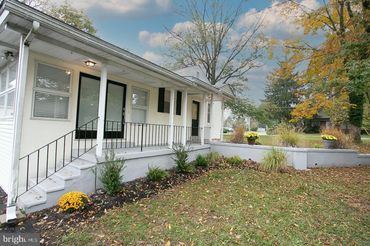 40 North Trooper Road Norristown, PA 19403 - Photo 3 of 34 Gallery Image 3