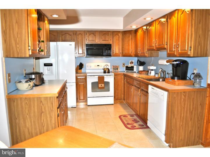 238 Tohopecka Road Clarksboro, NJ 08020 - Photo 2 of 23 Kitchen