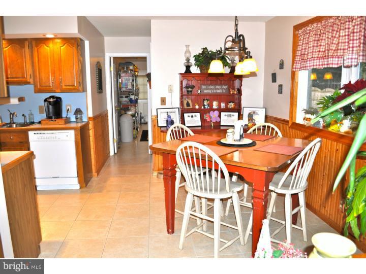 238 Tohopecka Road Clarksboro, NJ 08020 - Photo 3 of 23 Kitchen