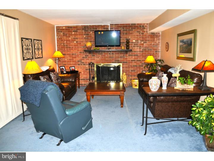 238 Tohopecka Road Clarksboro, NJ 08020 - Photo 6 of 23 Family Room