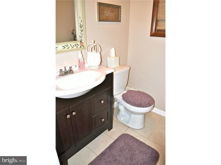 238 Tohopecka Road Clarksboro, NJ 08020 - Photo 9 of 23 Bathroom