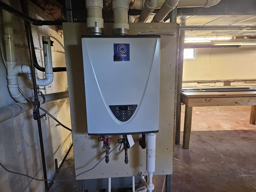 28 Gregg Street Beverly, MA 01915 - Photo 19 of 31