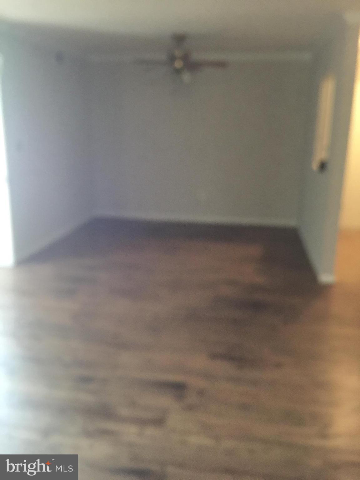 9647 White Acre Road, Unit B2 Columbia, MD 21045 - Photo 10 of 15 Living room dinning room compo
