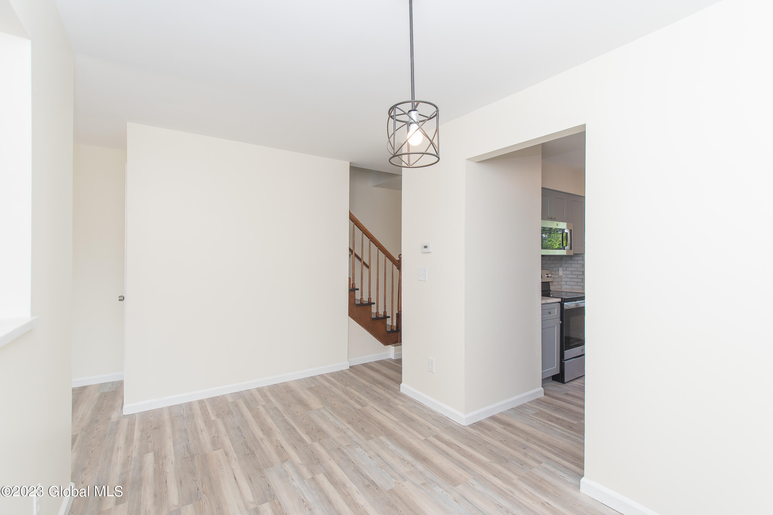 276 Old Loudon Road, Unit 3D Colonie, NY 12110 - Photo 11 of 26 4Dining 4