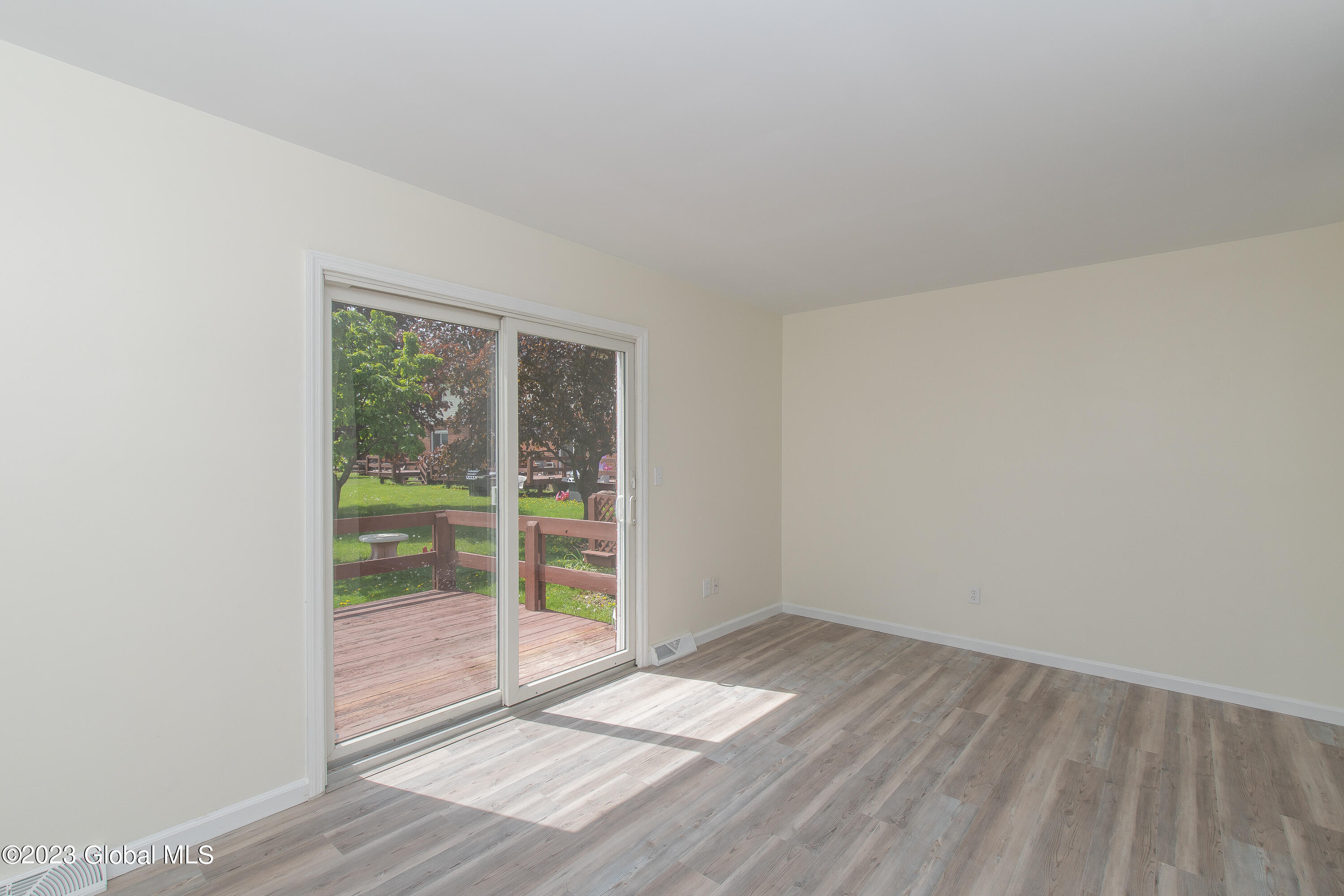 276 Old Loudon Road, Unit 3D Colonie, NY 12110 - Photo 15 of 26 5Living 4