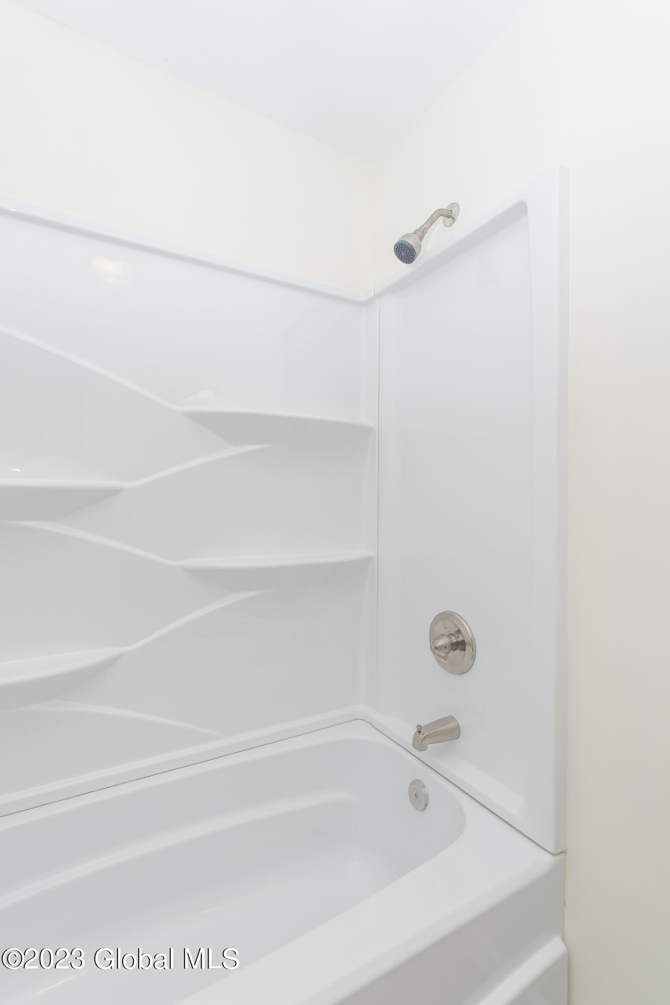 276 Old Loudon Road, Unit 3D Colonie, NY 12110 - Photo 21 of 26 7Master 4