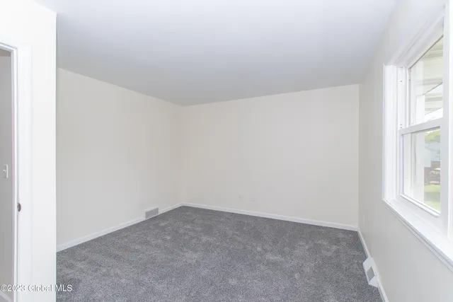 $2,050 | 276 Old Loudon Road, Unit 3D, Colonie, NY 12110