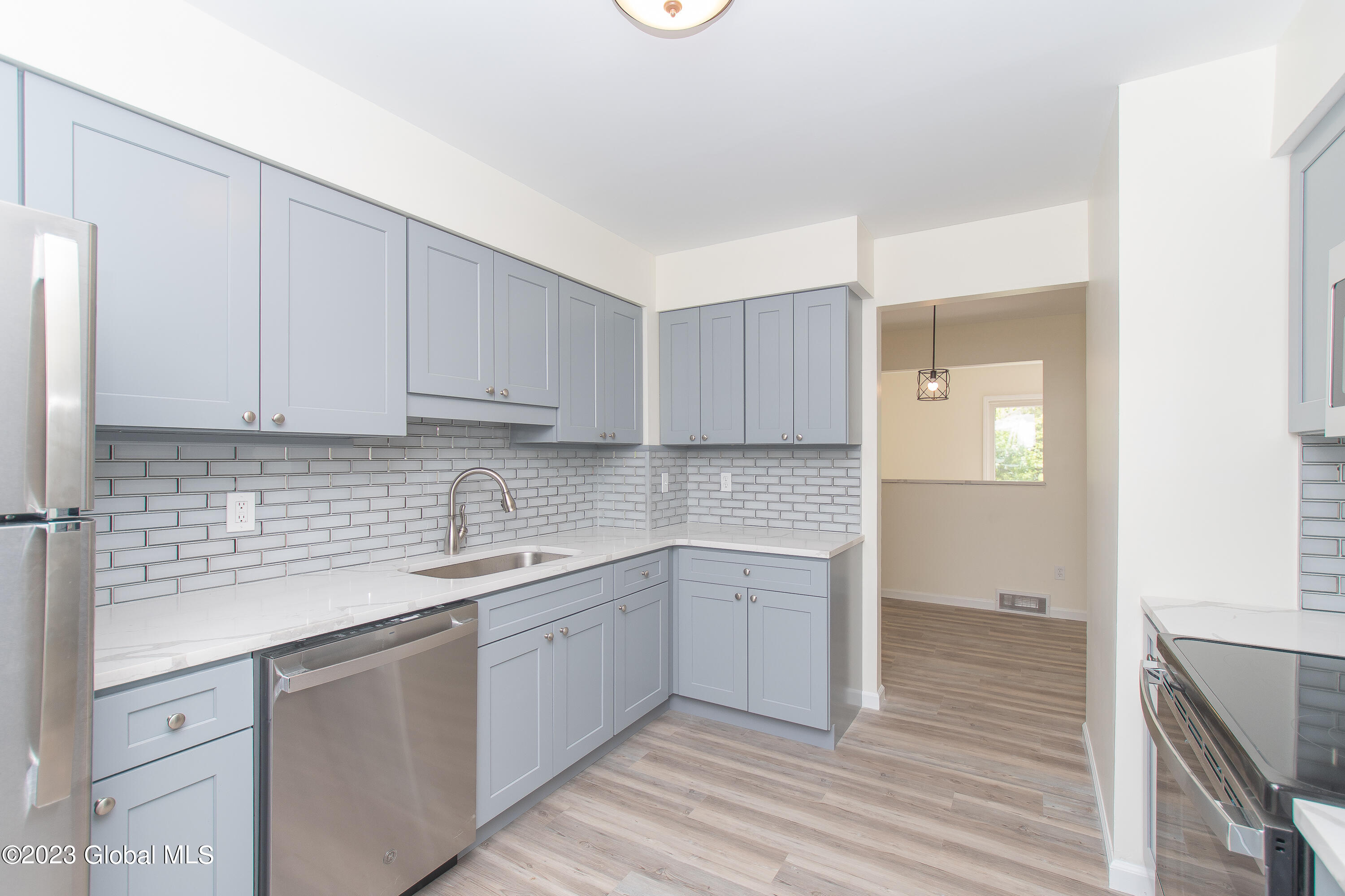 276 Old Loudon Road, Unit 3D Colonie, NY 12110 - Photo 6 of 26 3Kitchen 4