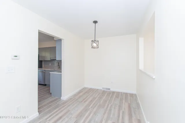 $2,050 | 276 Old Loudon Road, Unit 3D, Colonie, NY 12110