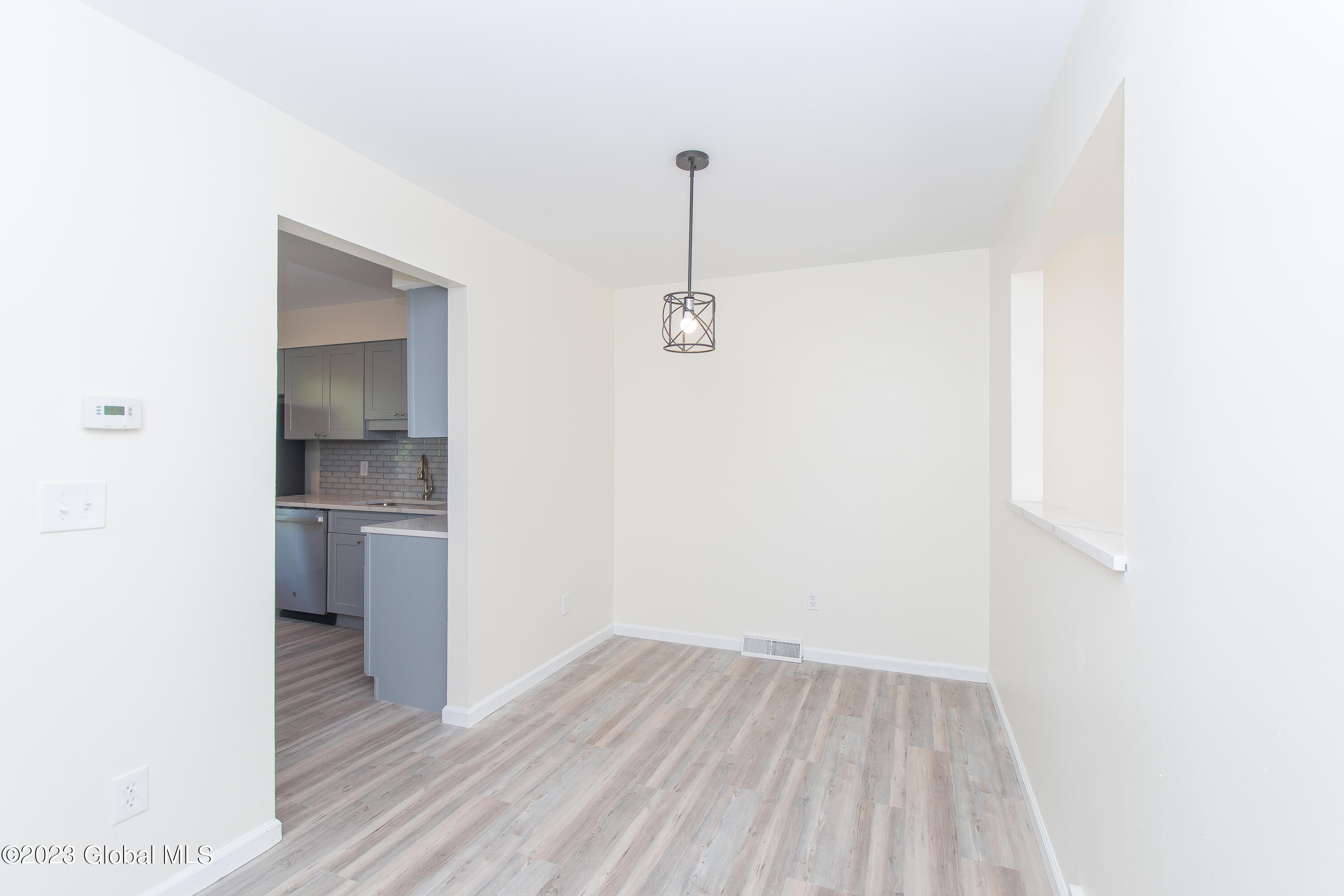 276 Old Loudon Road, Unit 3D Colonie, NY 12110 - Photo 9 of 26 4Dining 2