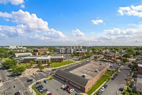 $375,000 | 1 Carriage City Plaza, Unit 1215, Rahway, NJ 07065