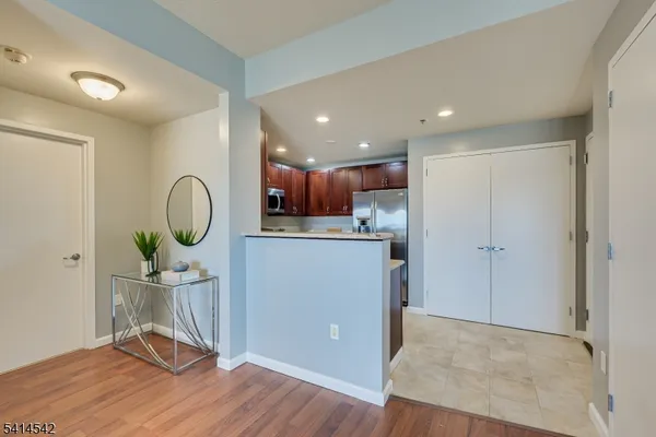 $375,000 | 1 Carriage City Plaza, Unit 1215, Rahway, NJ 07065