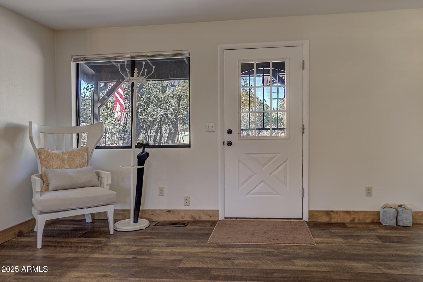 4823 Rim View Loop Pine, AZ 85544 - Photo 10 of 70 a view of a livingroom with furniture and window