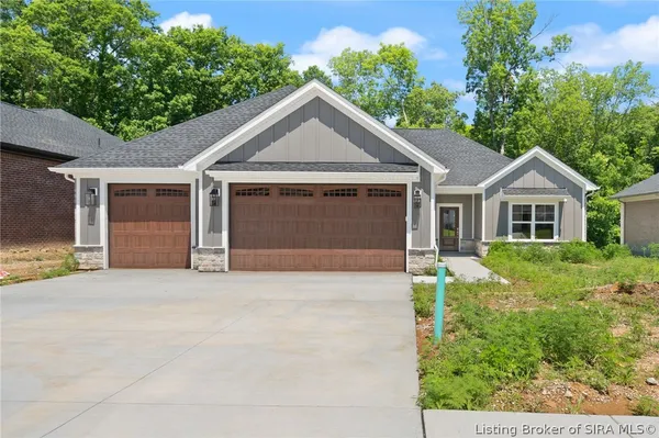 $379,900 | 826 Kings Court, Memphis, IN 47143