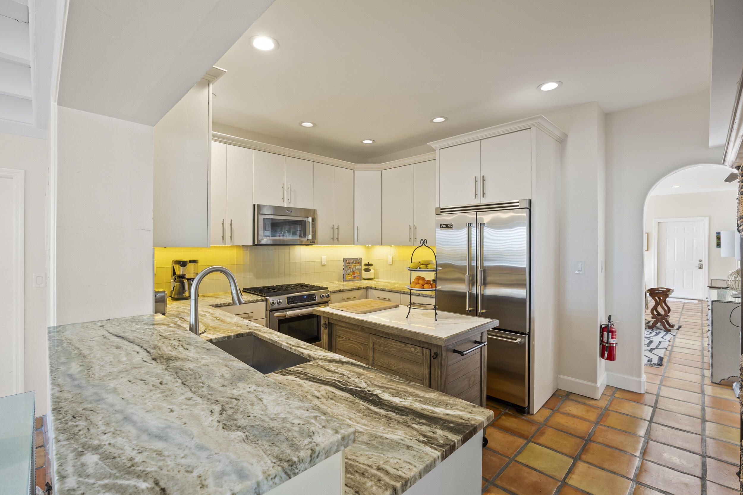 600 Ardmore Road West Palm Beach, FL 33401 - Photo 11 of 34 11_jv2a9858