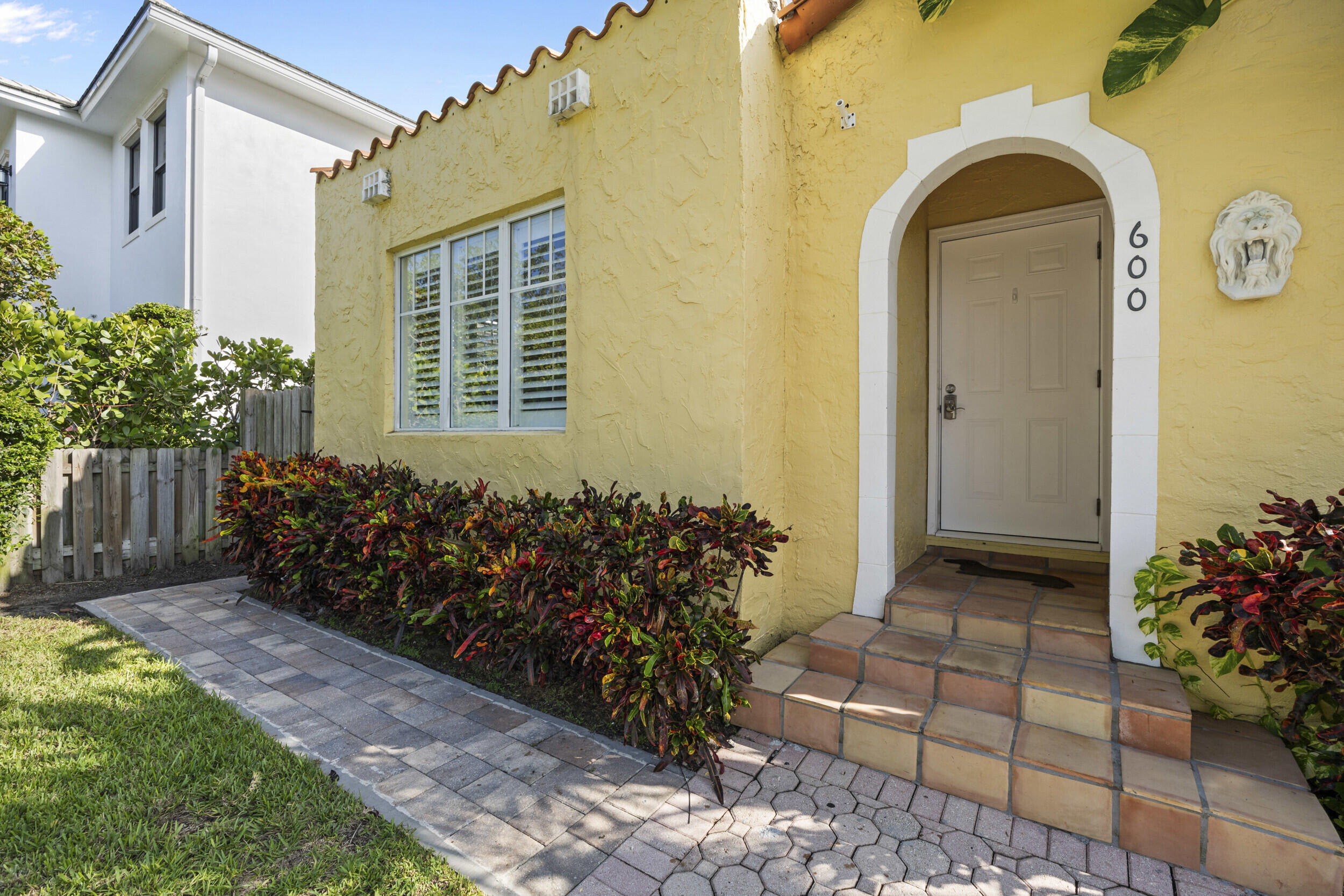 600 Ardmore Road West Palm Beach, FL 33401 - Photo 3 of 34 3_jv2a9932