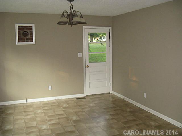 7930 Gregory Road Sherrills Ford, NC 28673 - Photo 4 of 6